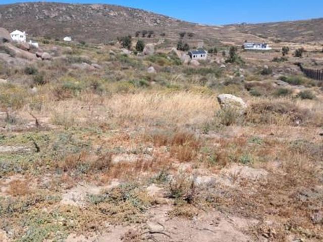 443 m² Land available in St Helena Views