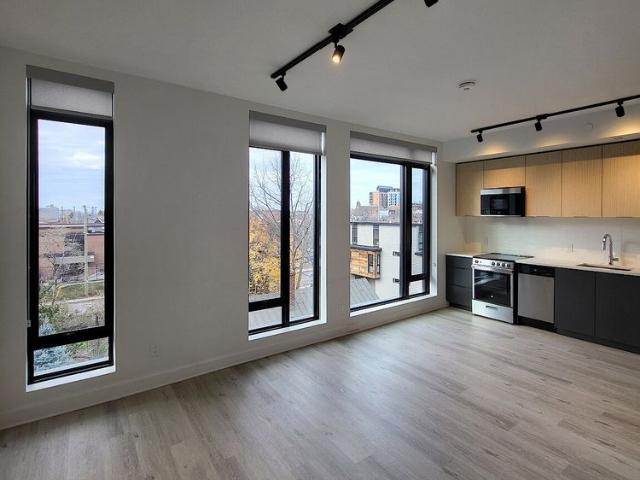 444 Bronson: Studios and 1 bedroom apartments $1,575 $1,650 ASK ABOUT 1 Month Free!