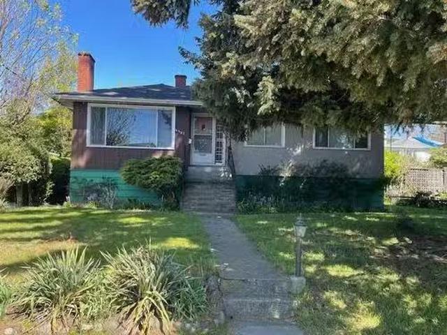 4457 Watling Street, Burnaby, BC, V5J 1V6 house for sale Li.