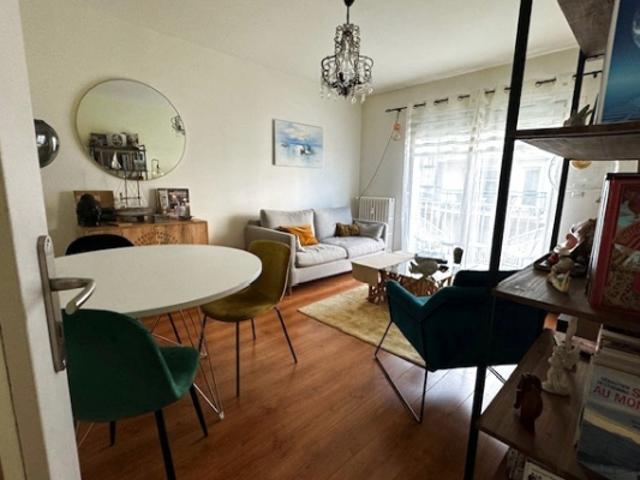 44500 LA BAULE CENTRE charmant appartement T2 au coeur de