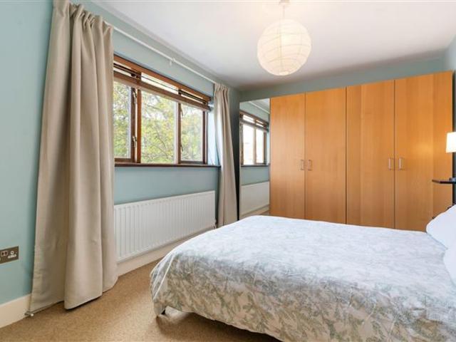 445,000 | 45A St Fintans's Park, Blackrock, Co. Dublin DNG Rock Road 4998 MyHome. Ie Residential