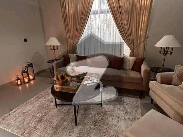 445 Square Feet Flat Is Available For Sale