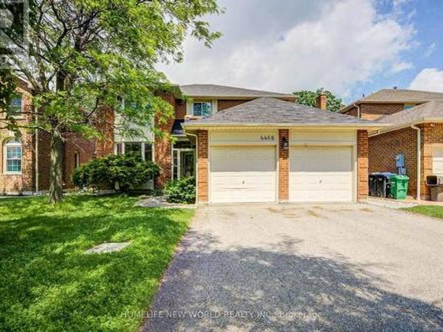 4468 Beacon Lane, Mississauga, ON, L5C 4K9 house for sale | Listing ID W13584 | Royal LePage
