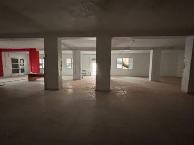 447 M2 DE LOCAL EN ARCHENA