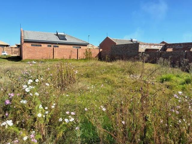 447 m² Land available in Secunda Central