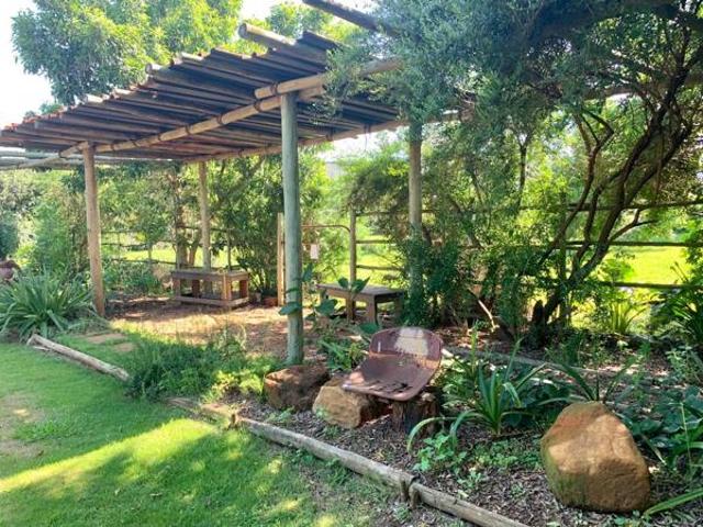 447 m² Land available in St Johns Village