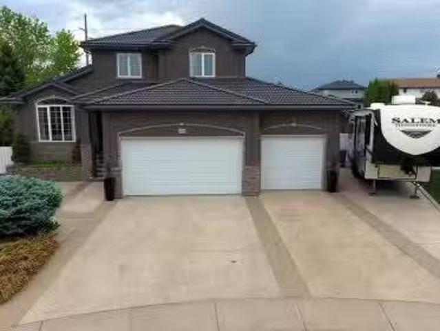 447 Spruce Way Se, Medicine Hat, AB, T1B 4L5 Luxury House fo.