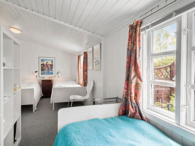 448 0 Over Bækken 10 Yderst flot og charmerende sommerhus på Over Bækken 10 RealMæglerne