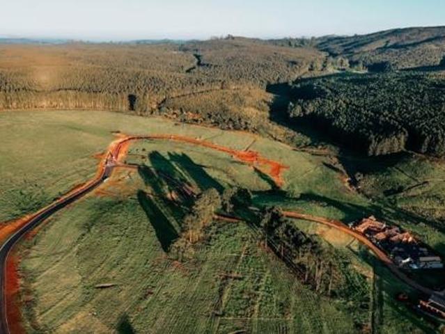 449 m² Land available in St Johns Village