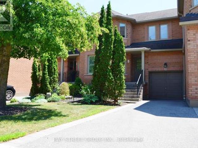 44 1905 Broad Hollow Gate, Mississauga, ON, L5L 5X2 townhouse for sale | Listing ID W13575 | Royal LePage