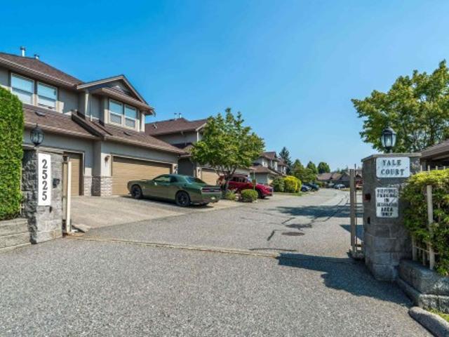 44 2525 Yale Court, Abbotsford, BC, V2S 8G9 townhouse for sale | Listing ID R3142 | Royal LePage