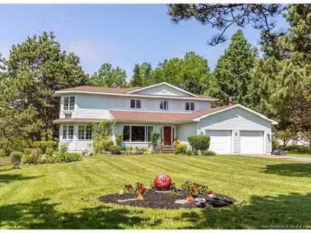 44 West Ave, Sackville, NB, E4L 4P1 house for sale Listing.