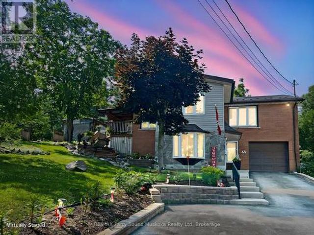 44 William Street, Parry Sound, ON, P2A 1V1 house for sale | Listing ID X13543 | Royal LePage