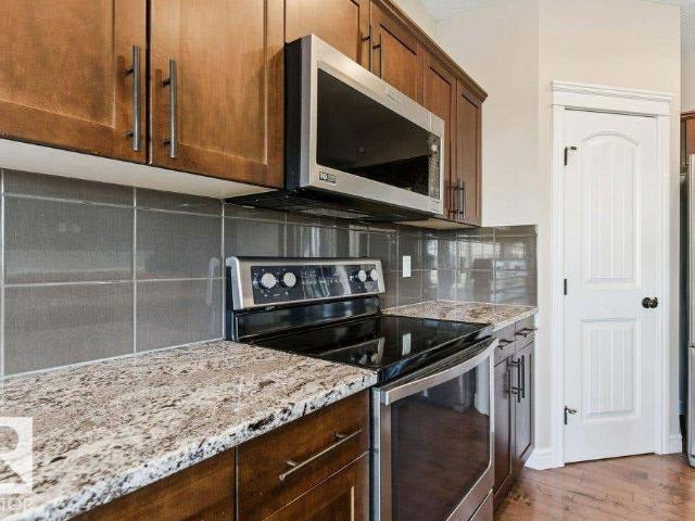 44 Woodbridge LI, Fort Saskatchewan, AB T8L 0H8 Duplex For Sale | RE/MAX | E4465