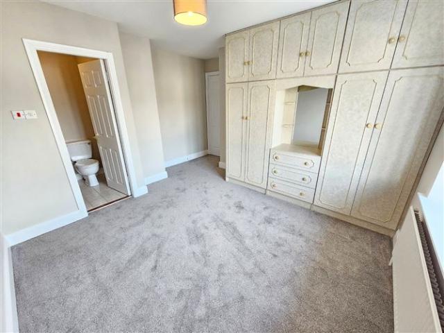 44 Abbey Court, Limerick Road, Ennis, Co. Clare DNG O'Sullivan Hurley 4897 MyHome. Ie Residential