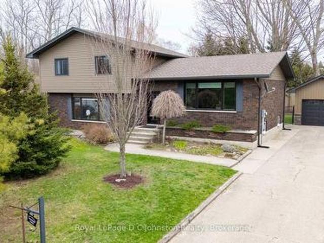 44 Archibald Place, Saugeen Shores, ON, N0H 2L0 house for sale | Listing ID X13045 | Royal LePage