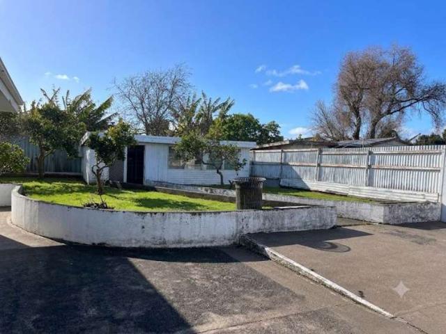 44 Convair Crescent, Mangere, Manukau City