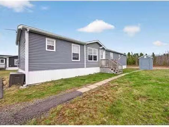 44 Cranbrook, Riverview, NB, E1B 0N6 house for sale Listing.