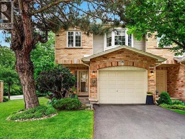 44 Frances Avenue Unit# 30, Stoney Creek, ON, L8G 3W1 townhouse for sale | Listing ID 40840 | Royal LePage