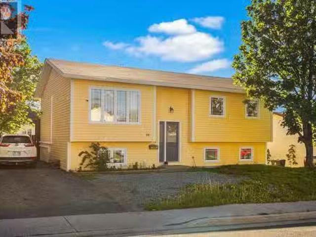 44 Kerry Avenue, Conception Bay South, NL, A1X 7H6 house for.