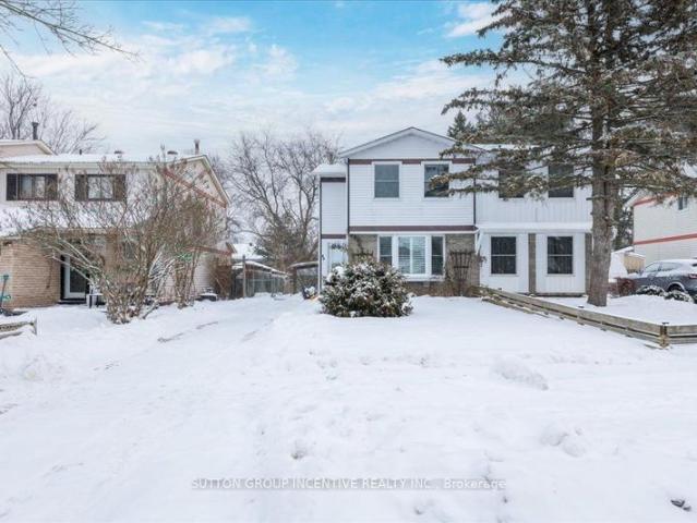 44 Kipling Pl