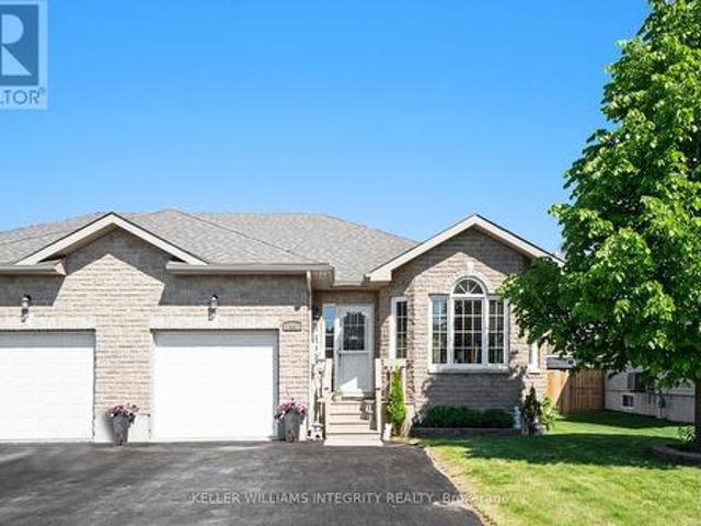 44 Lee Avenue, Smiths Falls, ON, K7A 0A2 house for sale | Listing ID X12182 | Royal LePage