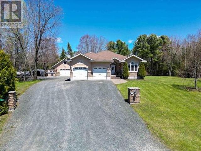 44 Oak Rd, Blind River, ON, P0R 1B0 house for sale | Listing ID SM261124 | Royal LePage