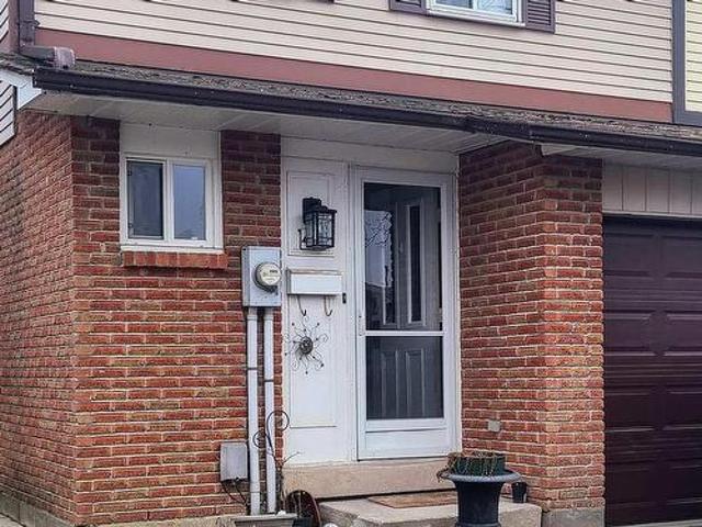 44 Parker Crescent, Ajax, ON, L1S 3R5 townhouse for sale | Listing ID E12078 | Royal LePage