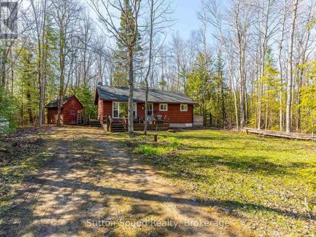44 Roth Drive, South Bruce Peninsula, ON, N0H 2T0 house for sale | Listing ID X12114 | Royal LePage