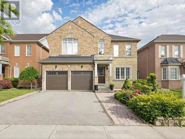 44 Shining Willow Crescent, Brampton, ON, L6P 2A2 house for sale | Listing ID W13457 | Royal LePage