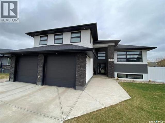 44 Stillwater Bay, Yorkton, SK, S3N 0E6 house for sale | Listing ID SK036257 | Royal LePage