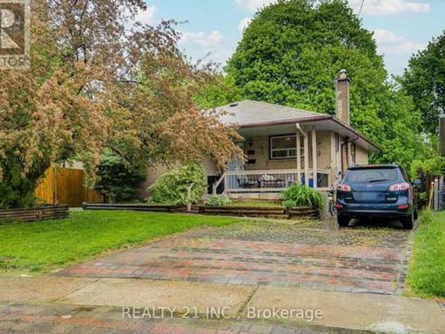 44 Sundance Crescent, Toronto, ON, M1G 2M2 house for sale | Listing ID E13516 | Royal LePage