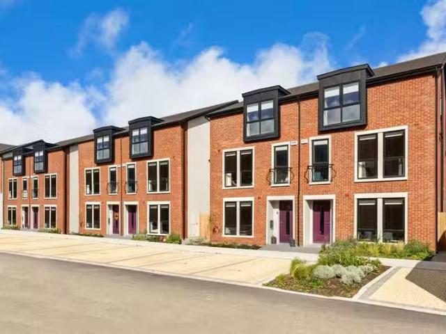 44 Suttonfield Paddocks, Ballybetagh Road, Kilternan, Dublin 18