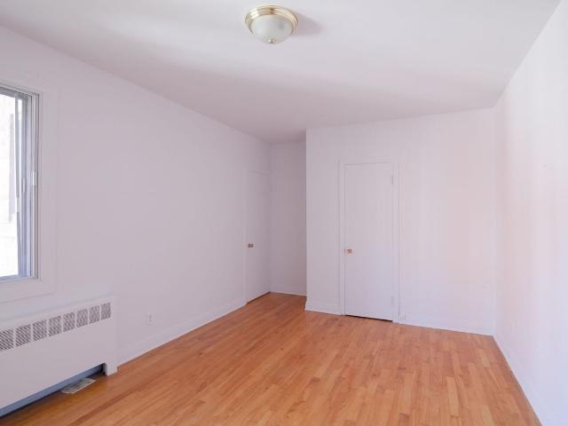 4505 4515 Dupuis Avenue 2 Bedroom Apartment for Rent at 4505 Av Dupuis, Montréal, QC H3T 1E7 Côte Des Neiges