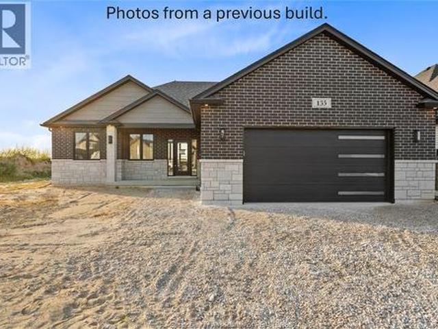 4507 Ursula, Comber, ON, N0R 1A0 house for sale | Listing ID 26017 | Royal LePage