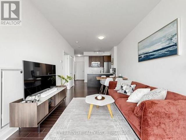 4508 Adelaide Street W, Toronto, ON, M5V 0L4 condo for sale | Listing ID C13128 | Royal LePage