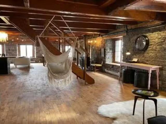 4500 Apartment 2 bedrooms in Old Montreal