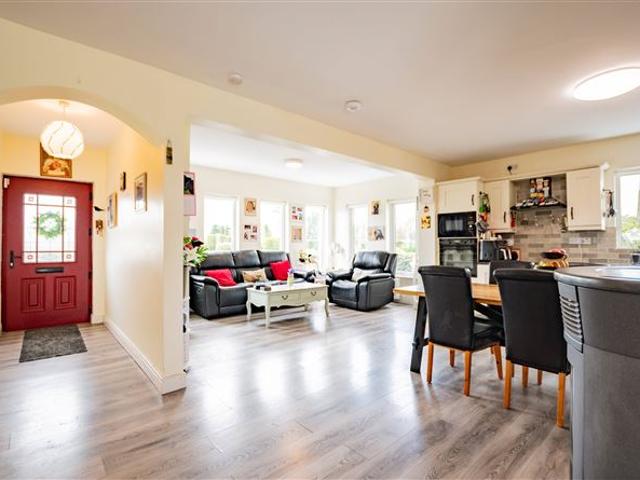 450,000 | Ashe Road, Irishtown, Mullingar, Co. Westmeath Egans 4997 MyHome. Ie Residential