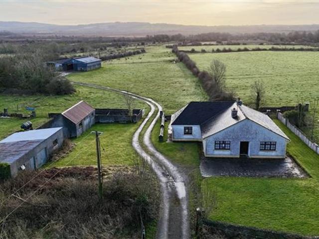 450,000 | Ballinderry, Four Mile House, County Roscommon Sheehy Meares Real Estate 4912 MyHome. Ie Residential