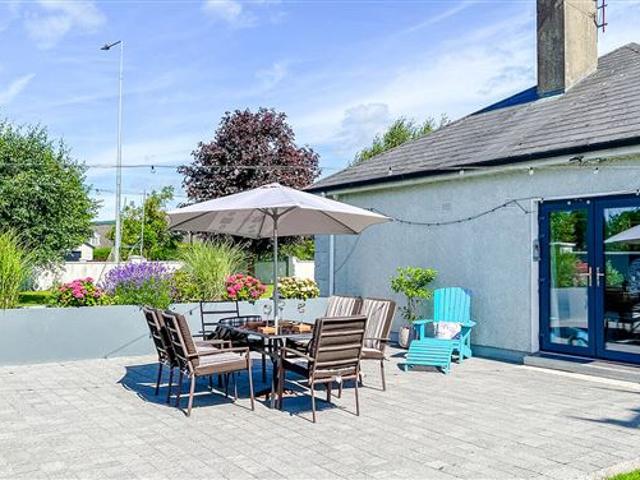 450,000 | Cherry Garden, Gowran Road, Paulstown, Co. Kilkenny Sherry FitzGerald McCreery 5010 MyHome. Ie Residential