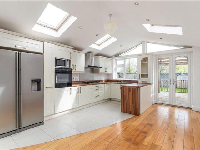 450,000 | 1 Loreto Row, Rathfarnham, Dublin 14 DNG Rathfarnham 4990 MyHome. Ie Residential