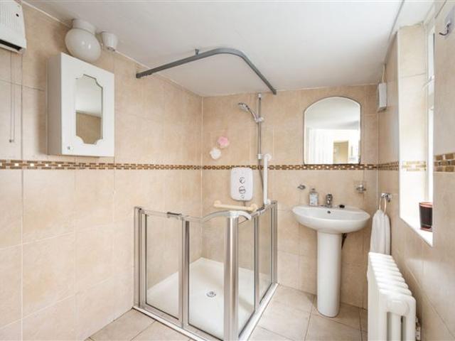 450,000 | 25 Finn Street, Stoneybatter, Dublin 7 DNG Phibsboro 5024 MyHome. Ie Residential