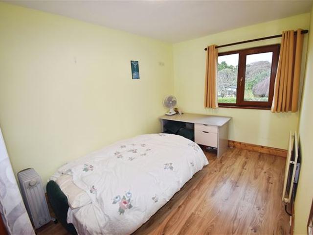 450,000 | 44 Whitethorn, Douglas Road, Douglas, Cork Behan Irwin & Gosling 5009 MyHome. Ie Residential