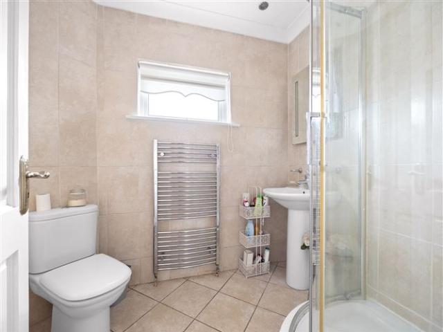 450,000 | 49 Cill Cais, Old Bawn, Tallaght, Dublin 24 Byrne Malone Estate Agents 4995 MyHome. Ie Residential