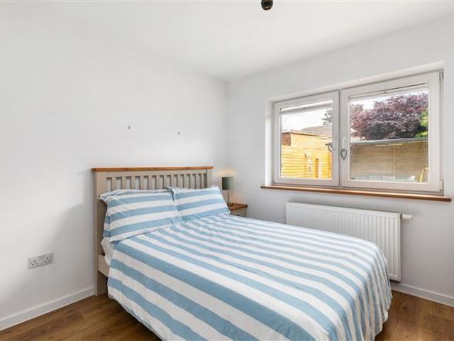 450,000 | 4 Lohunda Downs, Clonsilla, Dublin 15 Sherry FitzGerald Clonee 5006 MyHome. Ie Residential