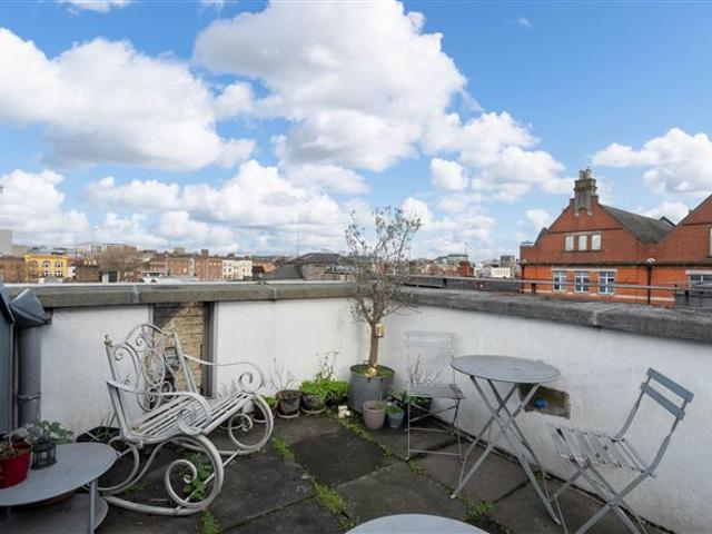 450,000 | 7 Temple Bar Square, Temple Bar, Dublin 2 Harrington Estate Agents 4969 MyHome. Ie Residential