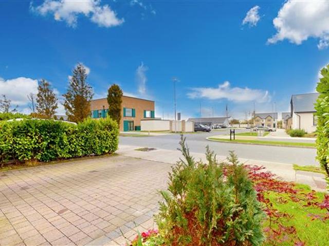450,000 | 9 Cluain Adain Way, Navan, Meath Leonard Wilson Keenan 4984 MyHome. Ie Residential