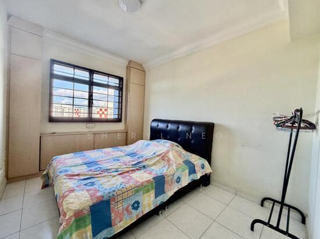 450 Choa Chu Kang Avenue 4 HDB Apartment Room Rental, $800, 1 Bed 1 Bath 120 sqft $6.67 psf