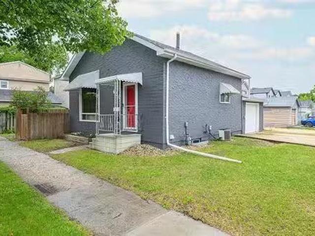 450 Arbuthnot St, Winnipeg, MB, R3M 2R5 house for sale List.