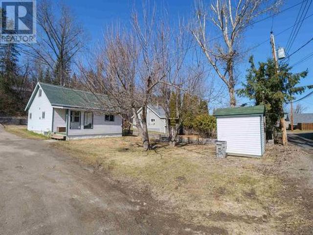 450 Edkins Street, Quesnel, BC, V2J 1X8 house for sale | Listing ID R2986 | Royal LePage